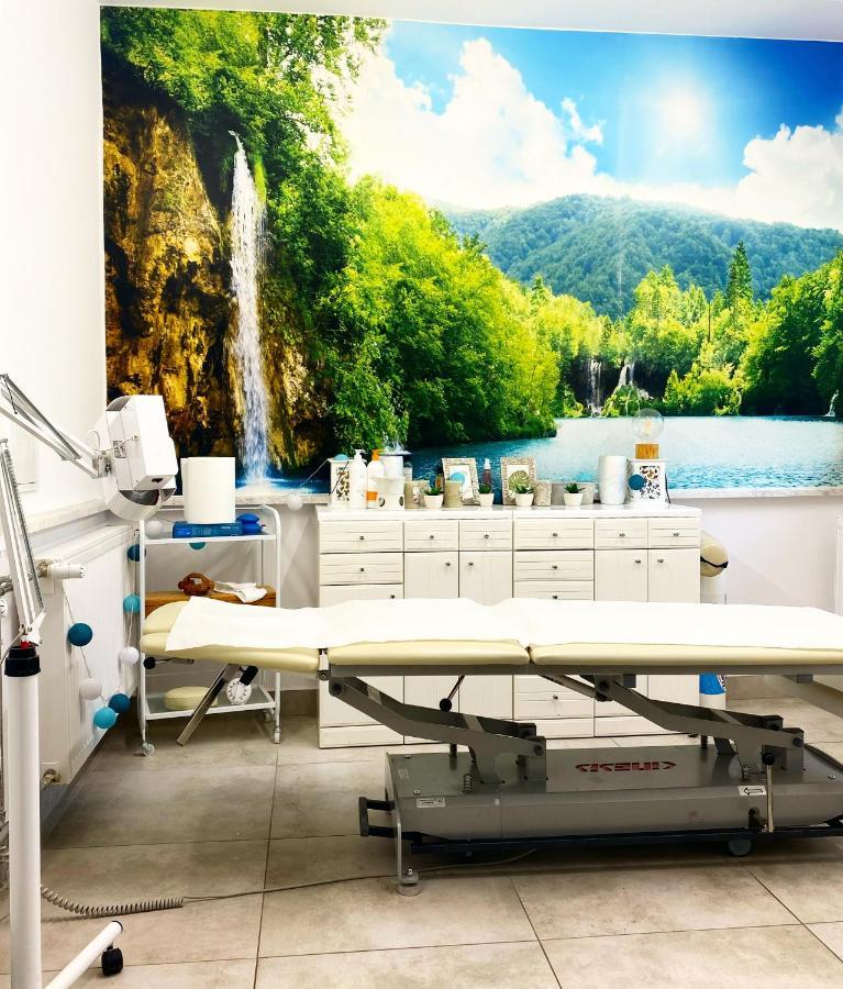 Amelia Zdroj Medical & Spa Iwonicz-Zdrój Exterior foto